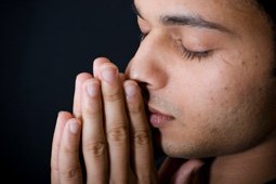 young-man-praying